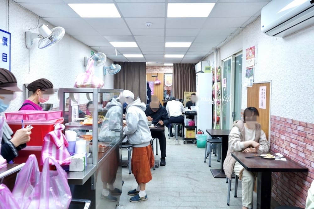 廖家牛肉麵，台北金華街米其林必比登推薦，牛肉湯喝完唇齒留香超推薦