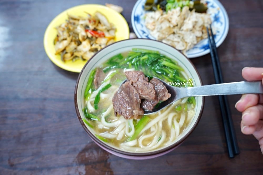 台北｜金華街廖家牛肉麵，米其林必比登推薦牛肉麵，清燉牛肉湯喝完唇齒留香超推薦，東門站 @瑪姬幸福過日子