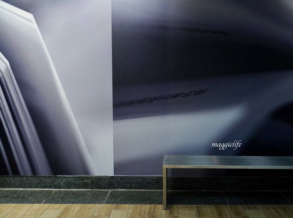 誠品重回台北東區地下街，誠品生活捷運敦化店，列車窗景進駐捷運忠孝敦化站，來台北東區吃飯逛街也可以逛誠品了