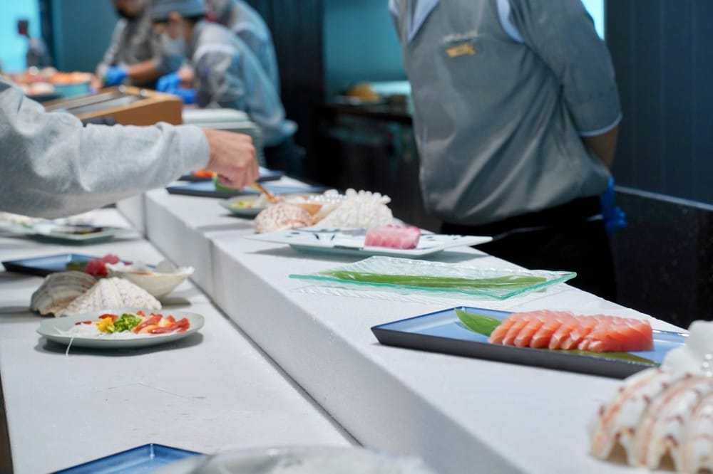 饗饗新莊店自助餐吃到飽超人氣Buffet，8大區必吃菜色直接曝光，進駐宏匯i-Tower39樓，新北最美景觀餐廳