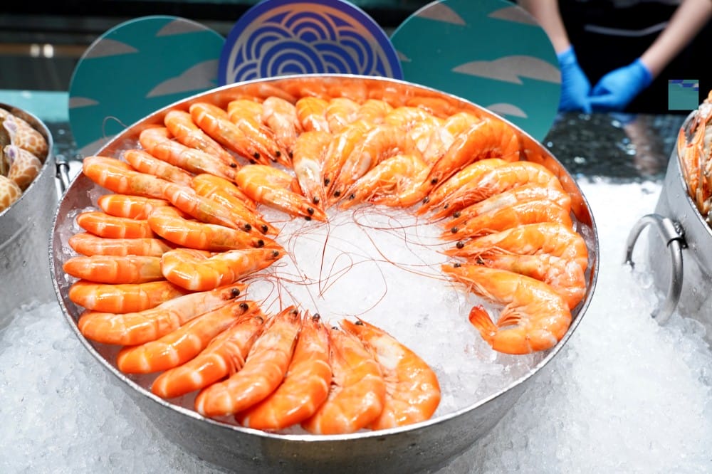饗饗新莊店自助餐吃到飽超人氣Buffet，8大區必吃菜色直接曝光，進駐宏匯i-Tower39樓，新北最美景觀餐廳