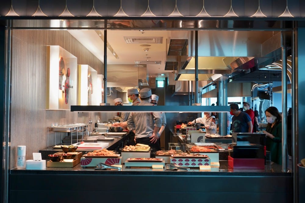 饗饗新莊店自助餐吃到飽超人氣Buffet，8大區必吃菜色直接曝光，進駐宏匯i-Tower39樓，新北最美景觀餐廳
