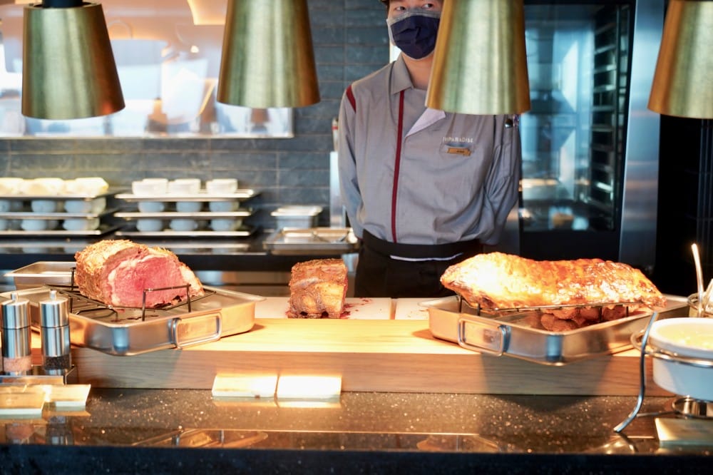 饗饗新莊店自助餐吃到飽超人氣Buffet，8大區必吃菜色直接曝光，進駐宏匯i-Tower39樓，新北最美景觀餐廳