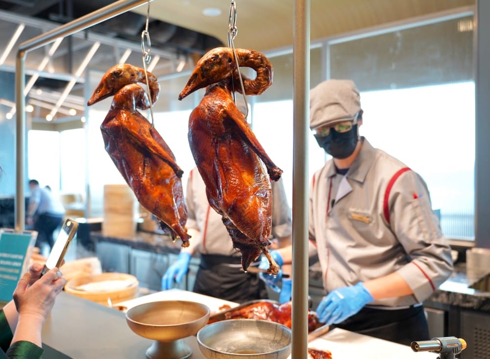 饗饗新莊店自助餐吃到飽超人氣Buffet，8大區必吃菜色直接曝光，進駐宏匯i-Tower39樓，新北最美景觀餐廳