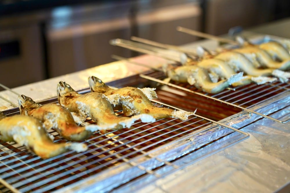 饗饗新莊店自助餐吃到飽超人氣Buffet，8大區必吃菜色直接曝光，進駐宏匯i-Tower39樓，新北最美景觀餐廳