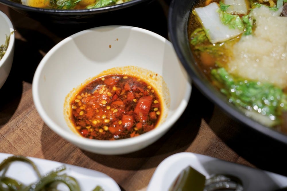 桃園呷霸牛肉麵，加麵加湯不用錢，還有豆花豆漿吃到飽