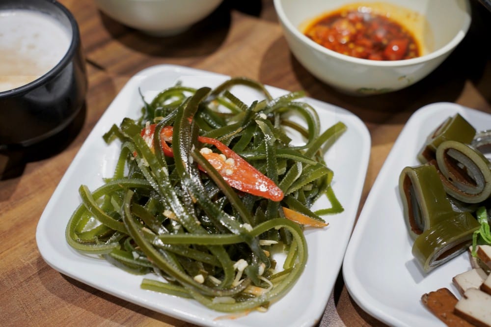 桃園呷霸牛肉麵，加麵加湯不用錢，還有豆花豆漿吃到飽