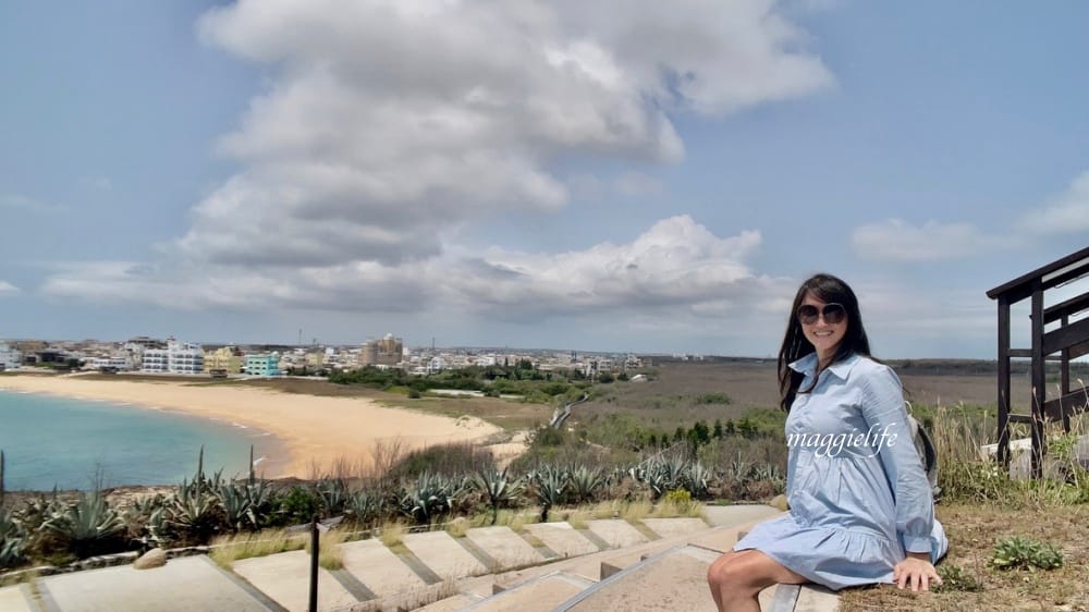 澎湖景點｜山水30高地公園，360度無敵海景黃金海灘超級美，看煙火夜景也超美