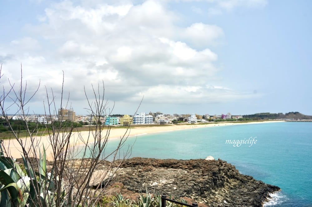 澎湖景點｜山水30高地公園，360度無敵海景黃金海灘超級美，看煙火夜景也超美