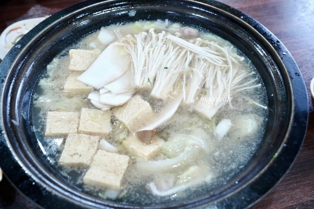 金山福緣火鍋，石頭火鍋排隊店，超香，共鍋個人鍋都有