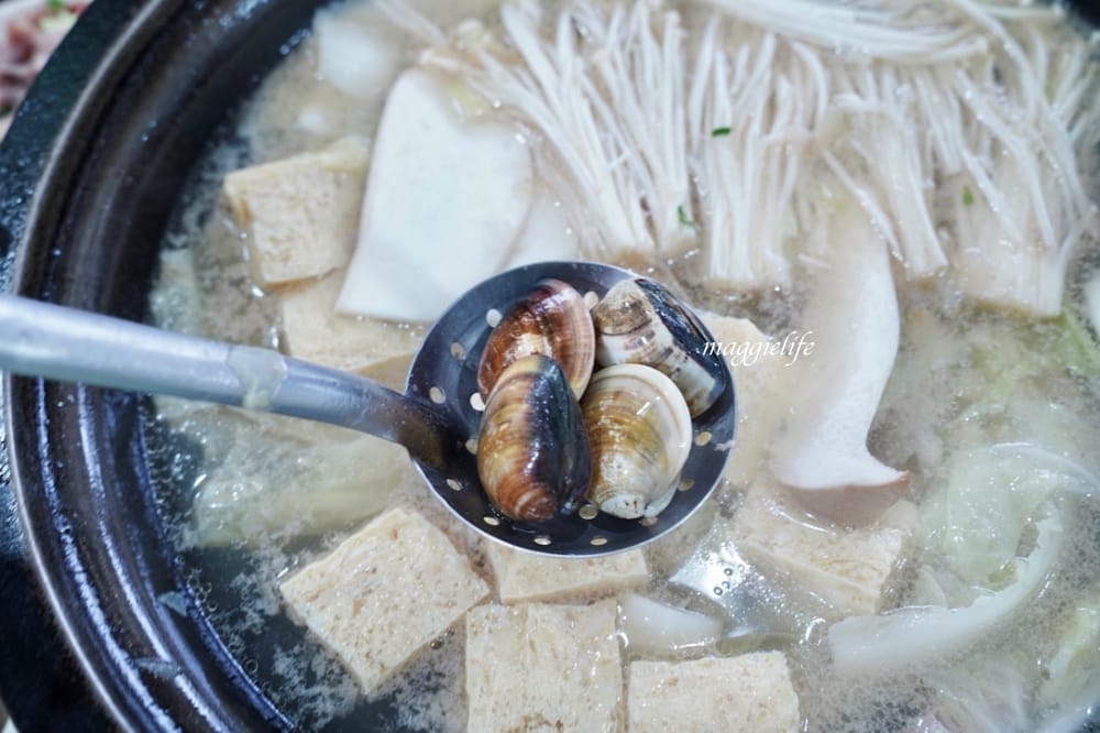 金山福緣火鍋，石頭火鍋排隊店，超香，共鍋個人鍋都有