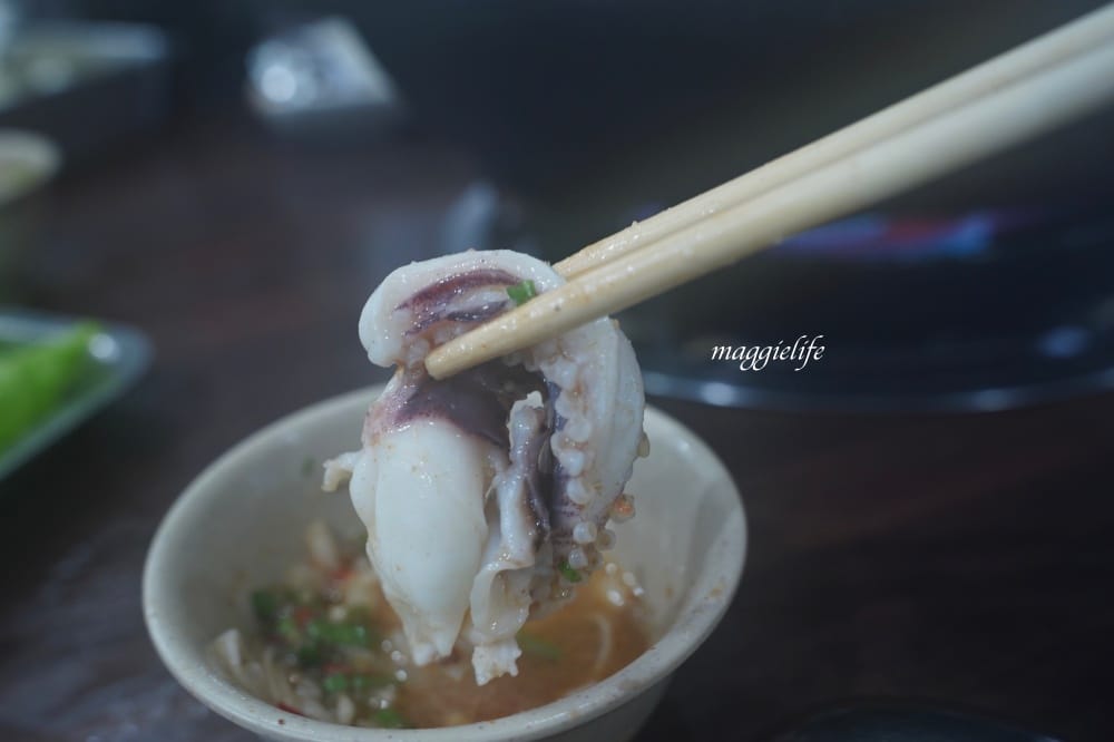 金山福緣火鍋，石頭火鍋排隊店，超香，共鍋個人鍋都有