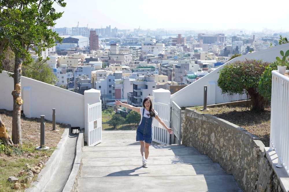 高雄旗津景點一日遊|搭渡輪,小希臘看夜景,看夕陽逛老街,秒到泰國沙灘,從早到晚玩一整天 - 第2張圖 高雄旗津景點一日遊|搭渡輪,小希臘看夜景,看夕陽逛老街,秒到泰國沙灘,從早到晚玩一整天