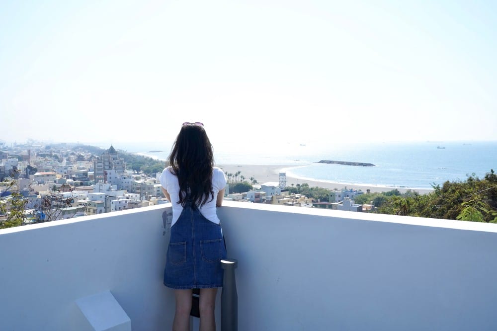 高雄旗津景點一日遊|搭渡輪,小希臘看夜景,看夕陽逛老街,秒到泰國沙灘,從早到晚玩一整天 - 第5張圖 高雄旗津景點一日遊|搭渡輪,小希臘看夜景,看夕陽逛老街,秒到泰國沙灘,從早到晚玩一整天