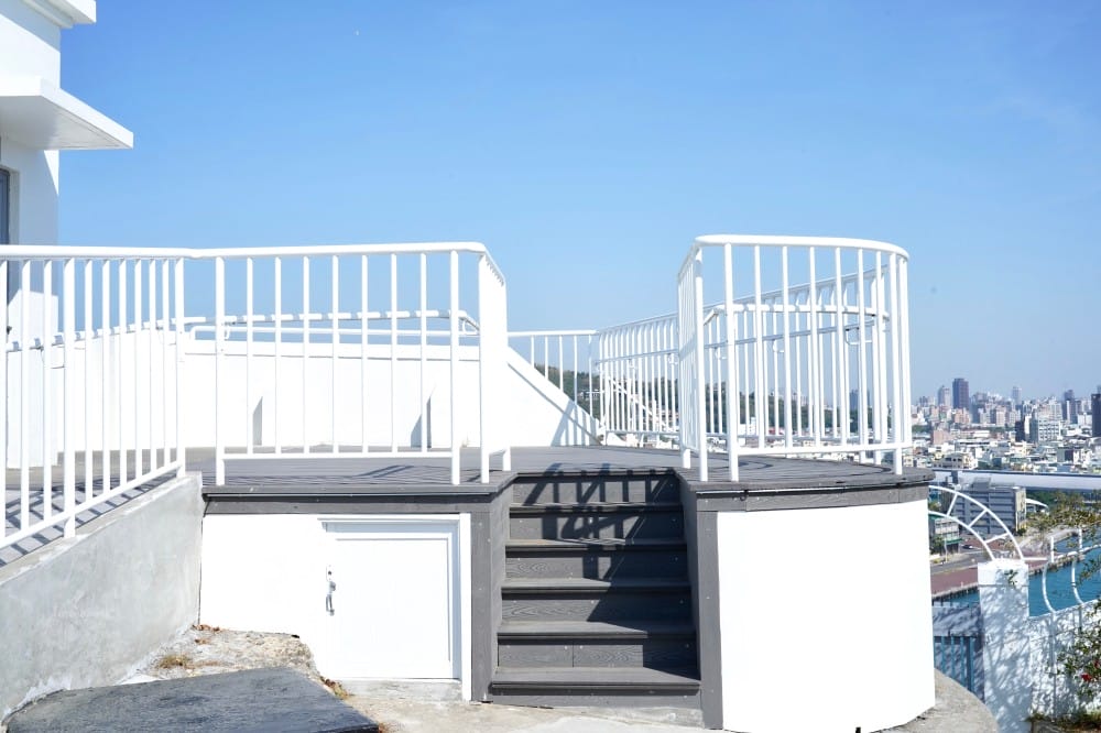 高雄燈塔高雄旗津燈塔,免門票白色燈塔超美還有景觀咖啡廳 - 第37張圖 高雄燈塔高雄旗津燈塔,免門票白色燈塔超美還有景觀咖啡廳