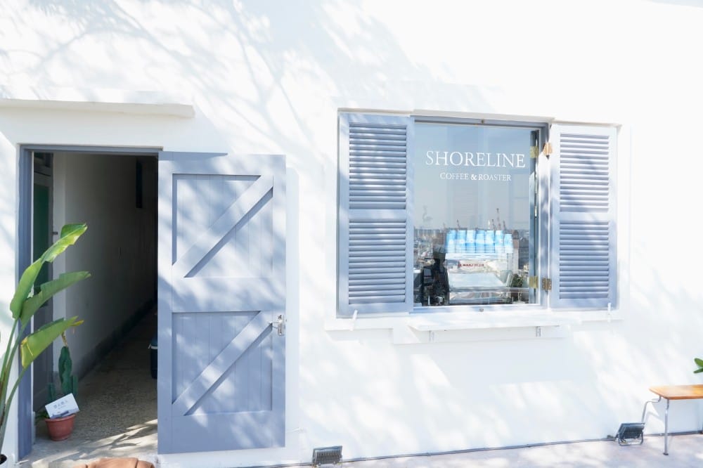 高雄燈塔高雄旗津燈塔，免門票白色燈塔超美還有景觀咖啡廳