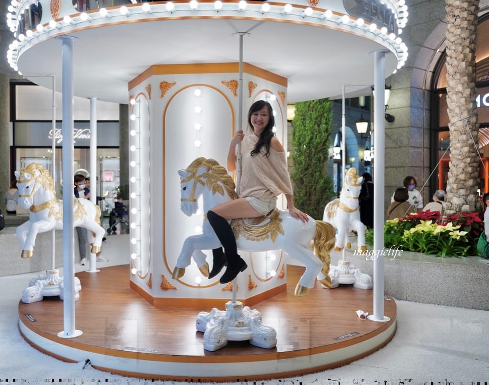 聖誕節|台北2023BELLAVITA貴婦百貨聖誕節,白色雪地浪漫聖誕節,信義區最美,快來拍好拍滿吧 - 第22張圖 聖誕節|台北2023BELLAVITA貴婦百貨聖誕節,白色雪地浪漫聖誕節,信義區最美,快來拍好拍滿吧