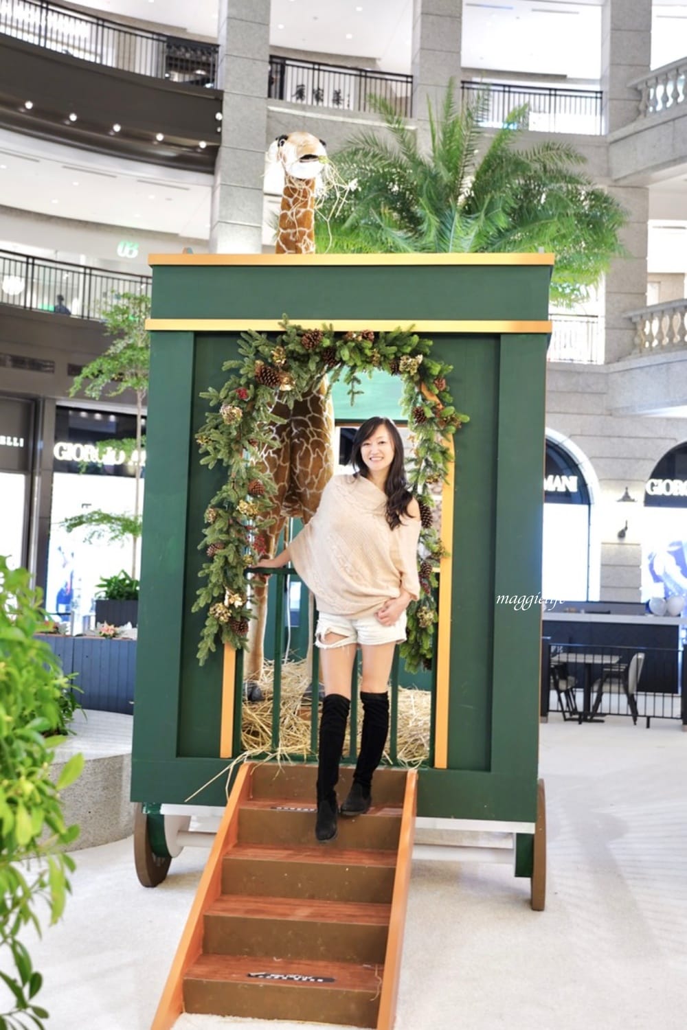 聖誕節｜台北2023BELLAVITA貴婦百貨聖誕節，白色雪地浪漫聖誕節，信義區最美，快來拍好拍滿吧