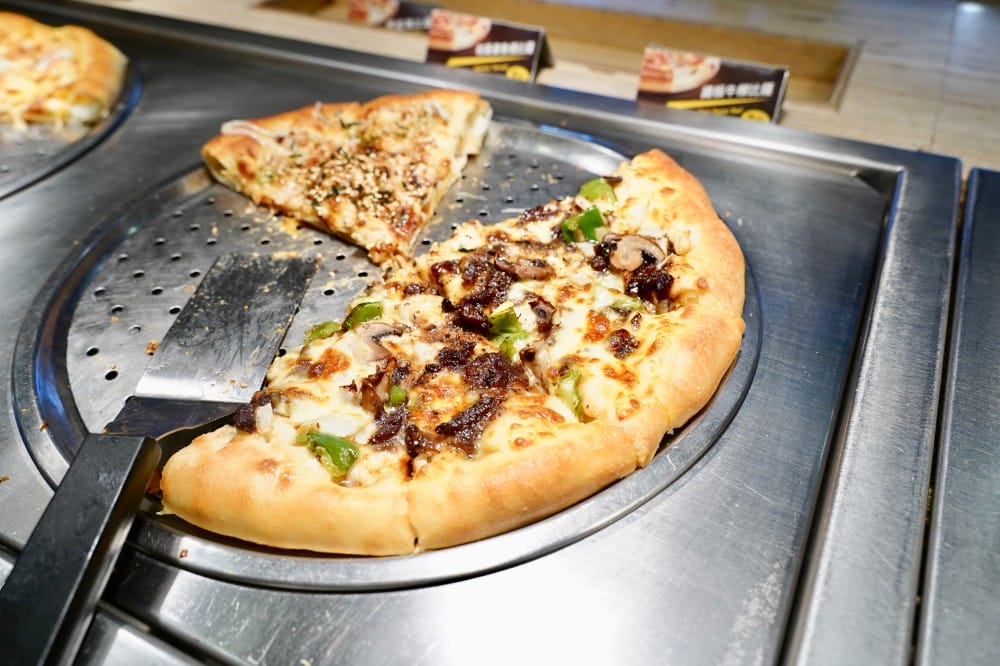 台北必勝客歡樂吧｜台北吃到飽，披薩烤雞吃到飽，449就可以吃到飽菜單