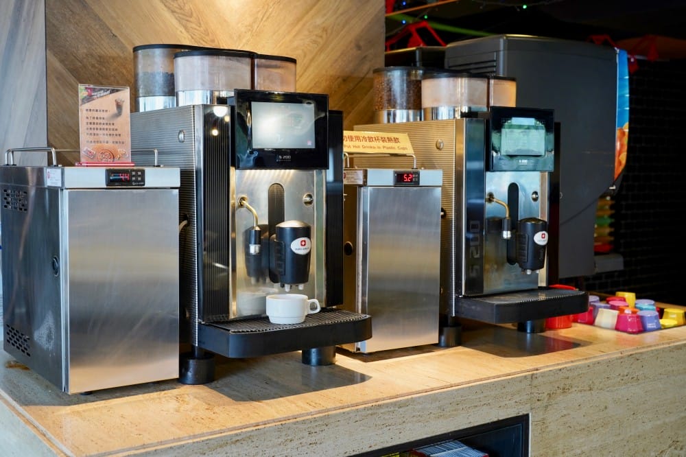 台北必勝客歡樂吧｜台北吃到飽，披薩烤雞吃到飽，449就可以吃到飽菜單