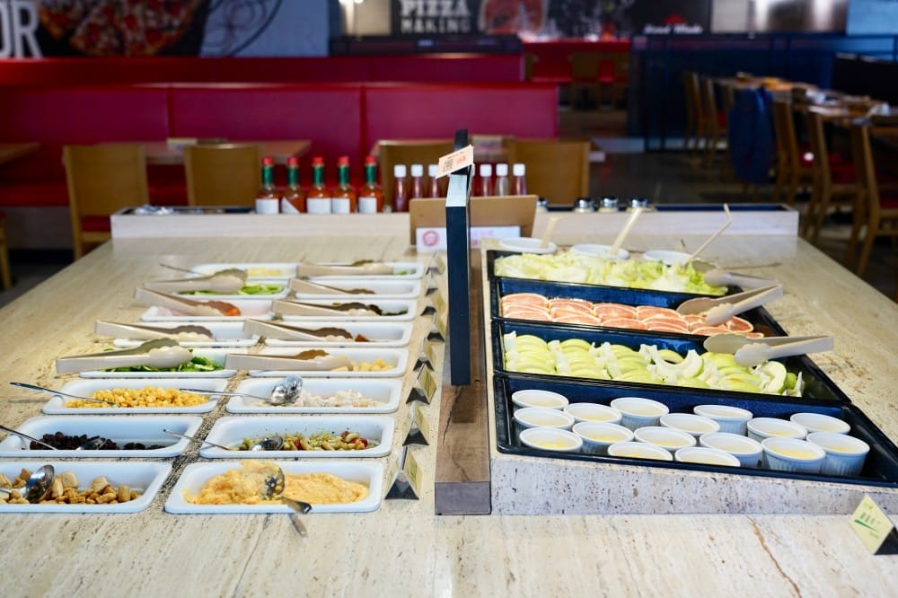 台北必勝客歡樂吧｜台北吃到飽，披薩烤雞吃到飽，449就可以吃到飽菜單