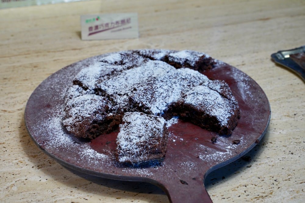 台北必勝客歡樂吧｜台北吃到飽，披薩烤雞吃到飽，449就可以吃到飽菜單