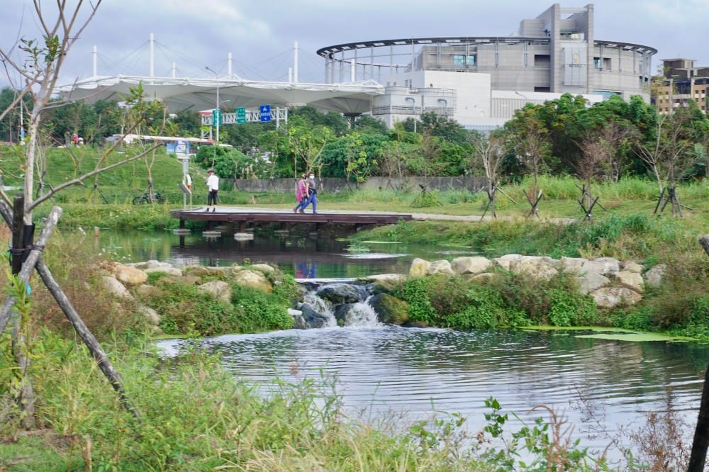 雙溪濕地公園｜台北士林新景點，唯美超仙水中步道，超美夕陽美景