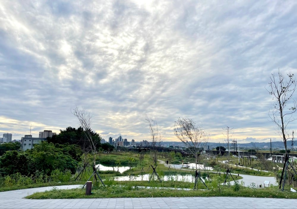 雙溪濕地公園｜台北士林新景點，唯美超仙水中步道，超美夕陽美景