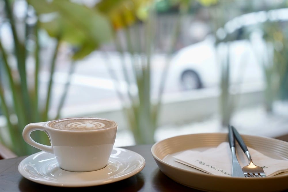 ivette Da An大安店｜純白玻璃屋咖啡廳，台中知名澳式早午餐咖啡廳ivette cafe插旗台北大安區，菜單，忠孝敦化站