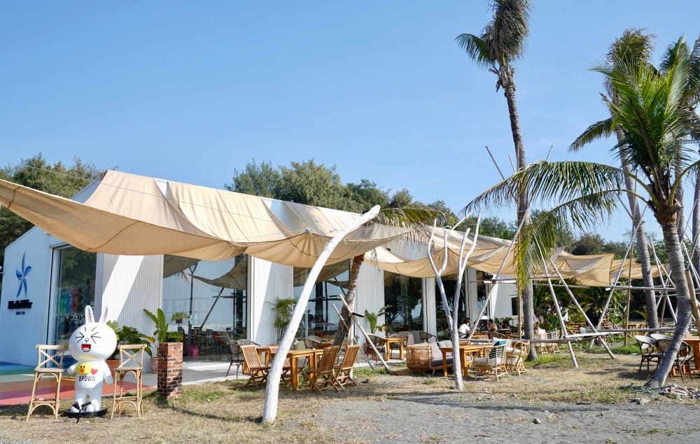 海之星沙灘俱樂部，旗津最美的海景異國風餐廳，秒到泰國沙灘超療癒，面海第一排就在旗津海珍珠旁邊，菜單