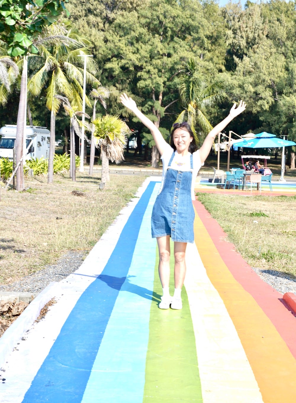 海之星沙灘俱樂部，旗津最美的海景異國風餐廳，秒到泰國沙灘超療癒，面海第一排就在旗津海珍珠旁邊，菜單