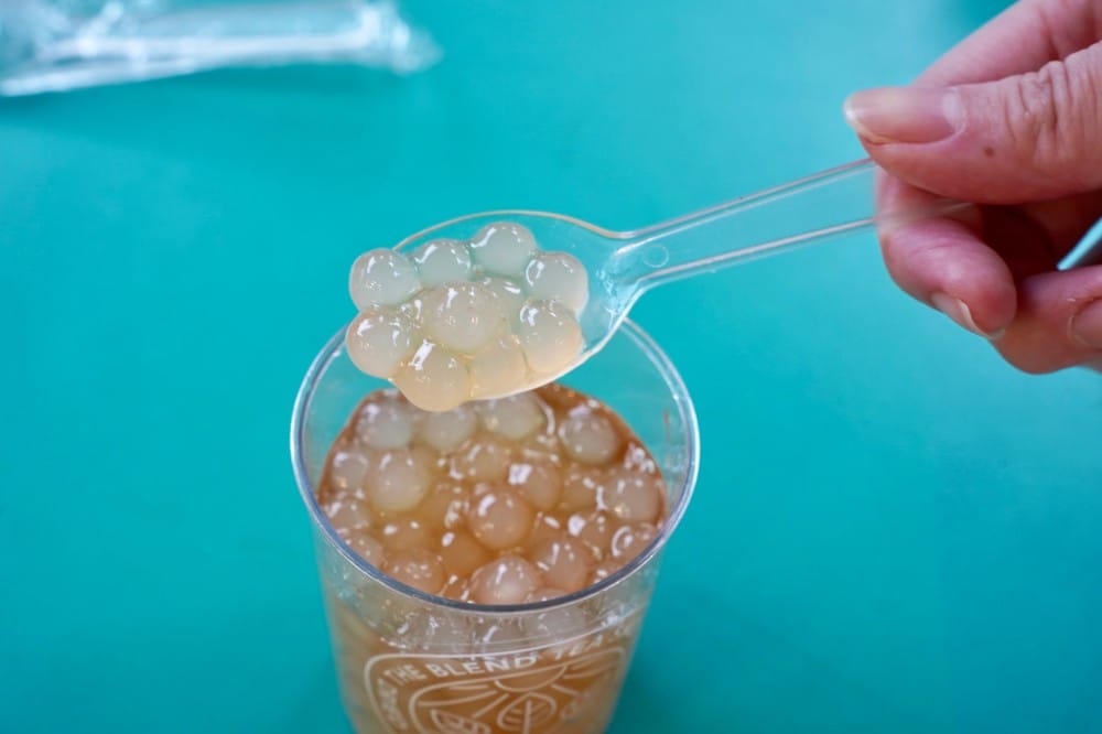 大安｜果然好合天然果乾茶，天然果乾手搖飲，天氣冷颼颼還可以加薑黃，直接喝起來！