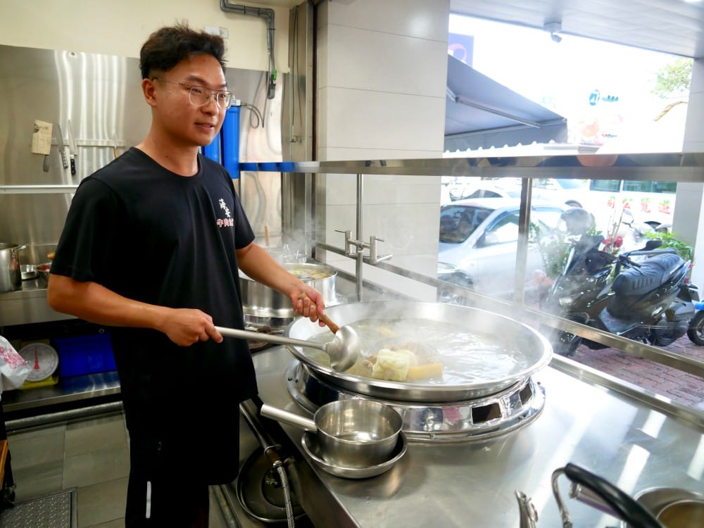 海安牛肉食堂｜台南必吃溫體牛全牛料理，現點現切五花牛火鍋，還有隱藏版菜單，熱炒也超好吃