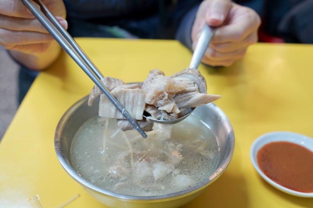 郭家炒牛肉｜萬華華西街夜市，80年老店台北最強炒牛肉，牛雜湯（菜單）