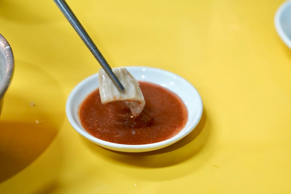 郭家炒牛肉｜萬華華西街夜市，80年老店台北最強炒牛肉，牛雜湯（菜單）