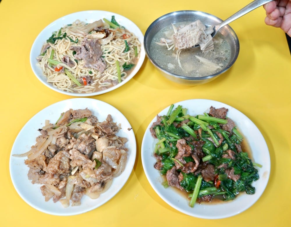 郭家炒牛肉｜萬華華西街夜市，80年老店台北最強炒牛肉，牛雜湯（菜單）