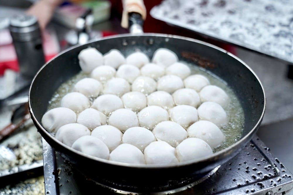 高雄｜上海生煎湯包，20年人氣小店，湯包一咬就噴汁，滿滿上海口味！