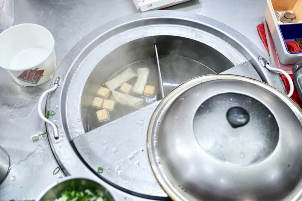 高雄｜上海生煎湯包，20年人氣小店，湯包一咬就噴汁，滿滿上海口味！