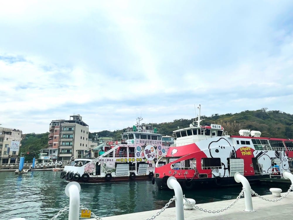 高雄全新史努比渡輪，Snoopy迷快來搭，只要80元期間限定，時刻表搭船地點資訊整理