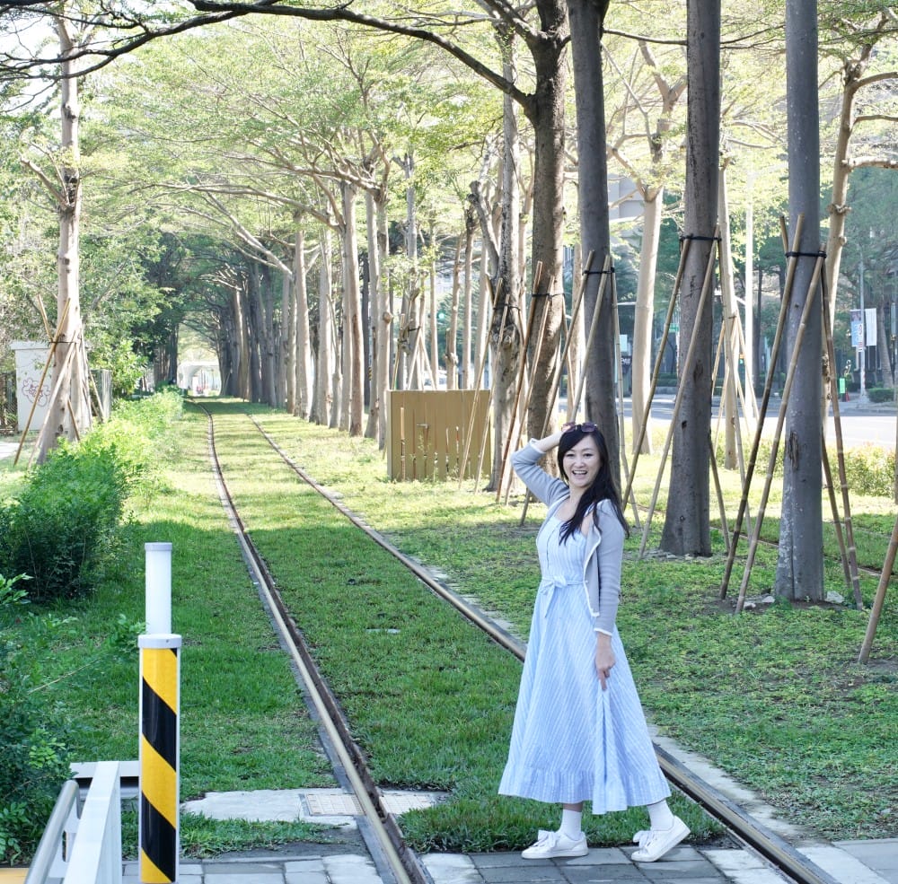 高雄輕軌龍貓隧道,高雄最美輕軌景點一秒來到宮崎駿的電影動畫場景 - 第21張圖 高雄輕軌龍貓隧道,高雄最美輕軌景點一秒來到宮崎駿的電影動畫場景