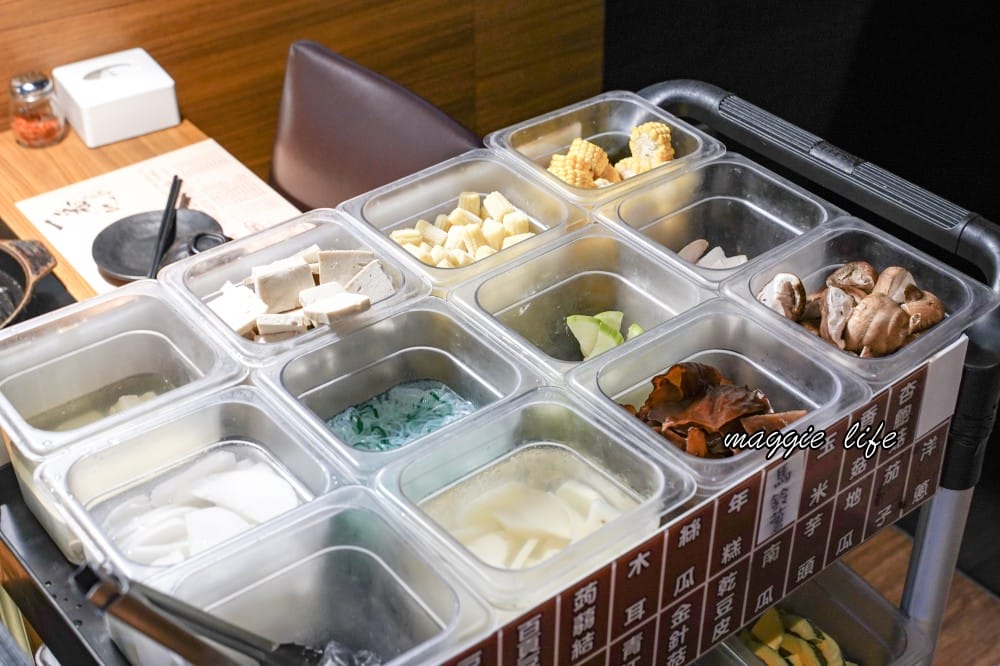 一番地壽喜燒｜台北壽喜燒吃到飽居然不到500元，還有飲料吧喝到飽