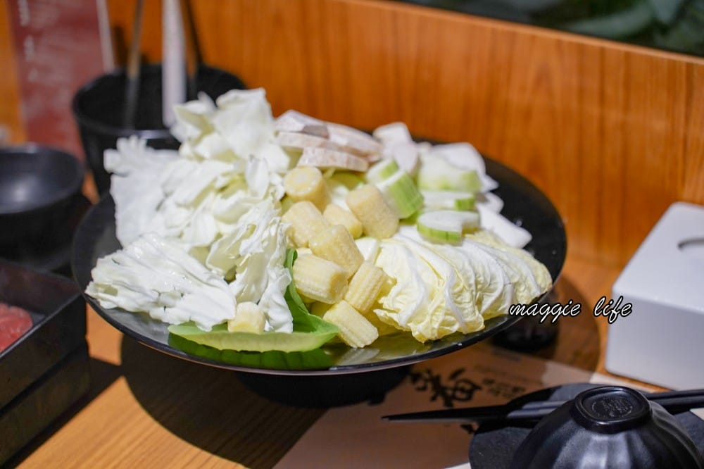 一番地壽喜燒｜台北壽喜燒吃到飽居然不到500元，還有飲料吧喝到飽