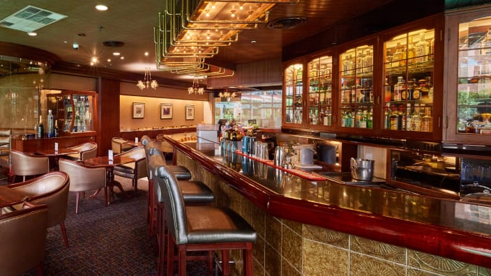 台北福華大飯店住宿推薦，一泊二食加行政酒廊尊榮享受還有Happy Hour，低調奢華五星飯店，自助早餐吃到飽CP值爆高！