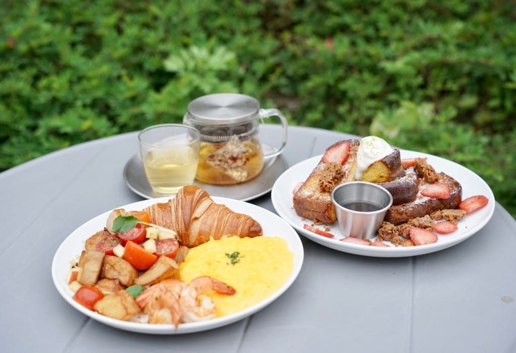 BRUN不然信義店｜超美純白獨棟空中花園，城市花園早午餐，菜單