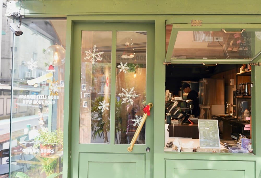 Frankie Feels Good｜台北大安仁愛路小清新歐式咖啡廳，讓你一秒來到歐洲小咖啡廳
