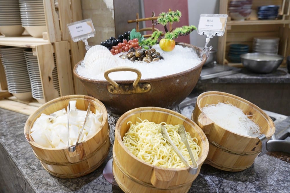 台北福華大飯自助餐吃到飽｜彩虹座自助早餐吃到飽菜色大公開，台北五星級飯店早餐吃到飽推薦