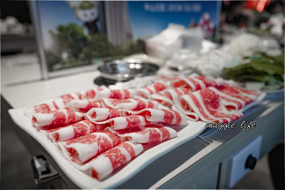 錢都日式涮涮鍋市民大道店｜莫凡彼咖啡，冷熱飲無限暢飲，霜淇淋冰淇淋吃到爽