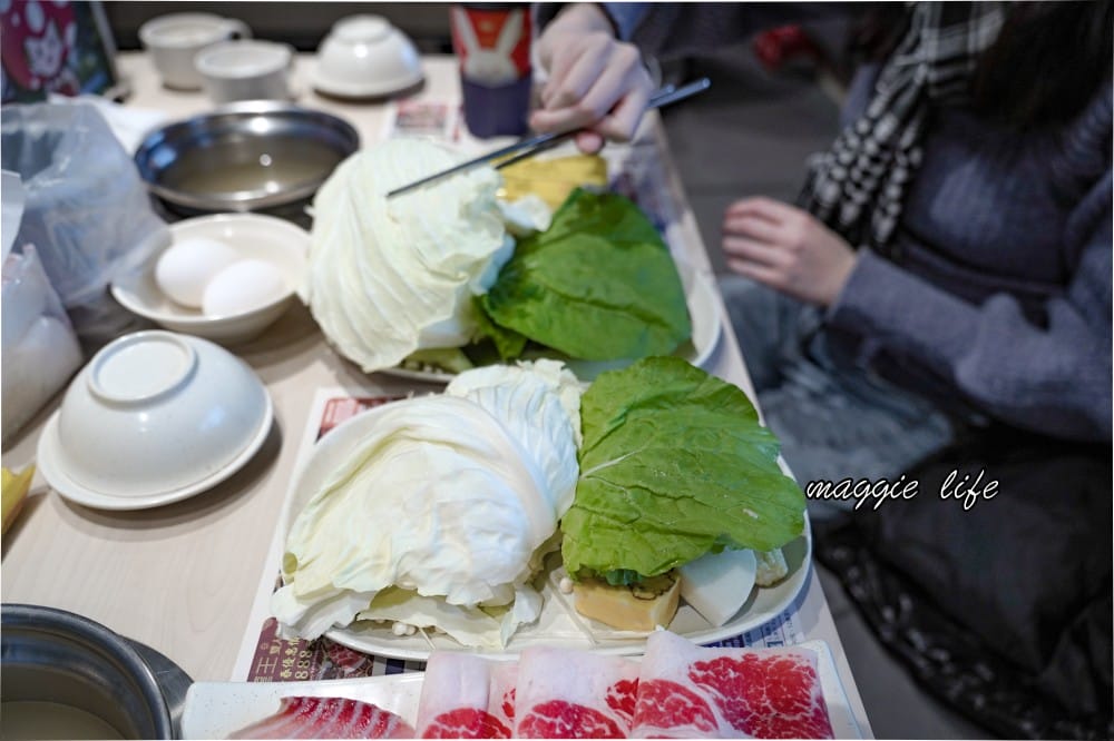 錢都日式涮涮鍋市民大道店｜莫凡彼咖啡，冷熱飲無限暢飲，霜淇淋冰淇淋吃到爽