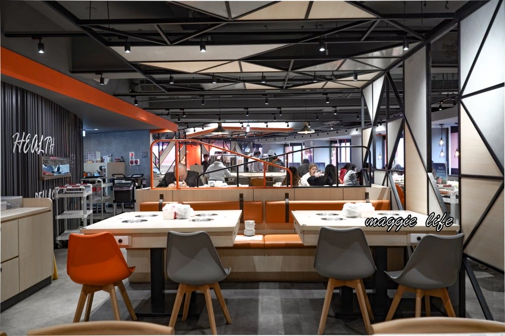 錢都日式涮涮鍋市民大道店｜莫凡彼咖啡，冷熱飲無限暢飲，霜淇淋冰淇淋吃到爽