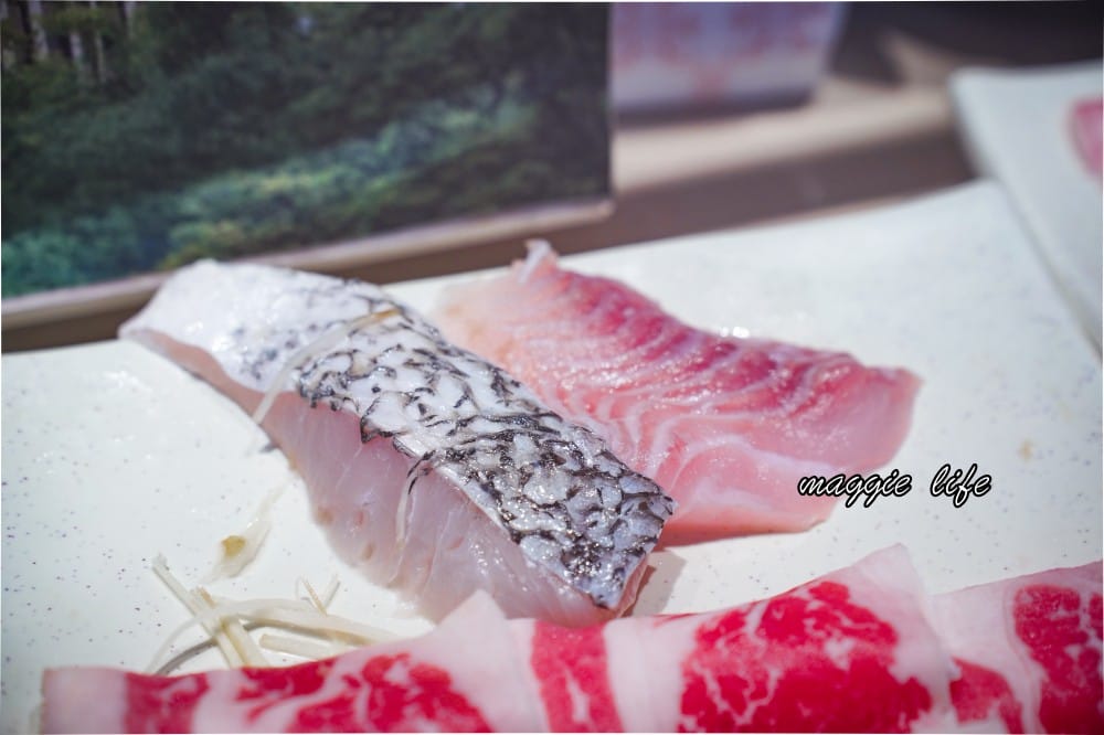 錢都日式涮涮鍋市民大道店｜莫凡彼咖啡，冷熱飲無限暢飲，霜淇淋冰淇淋吃到爽